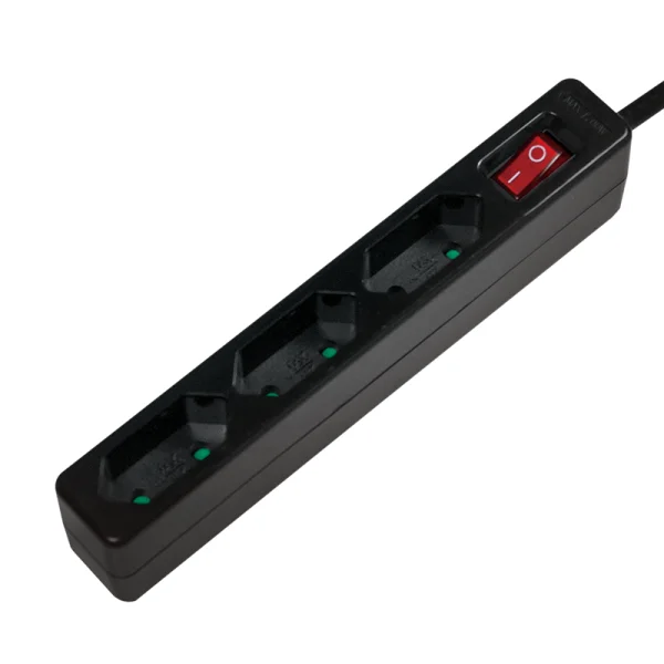 LogiLink LPS230B Verlängerungskabel 1,5 m 3 AC-Ausgänge Schwarz